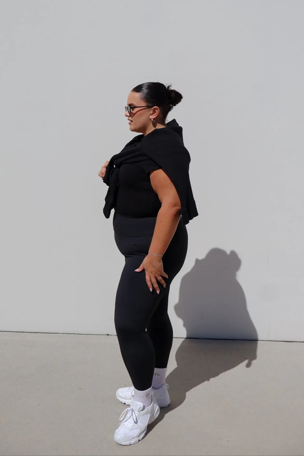 FORM BASE TIGHT 7/8 BLACKOUT