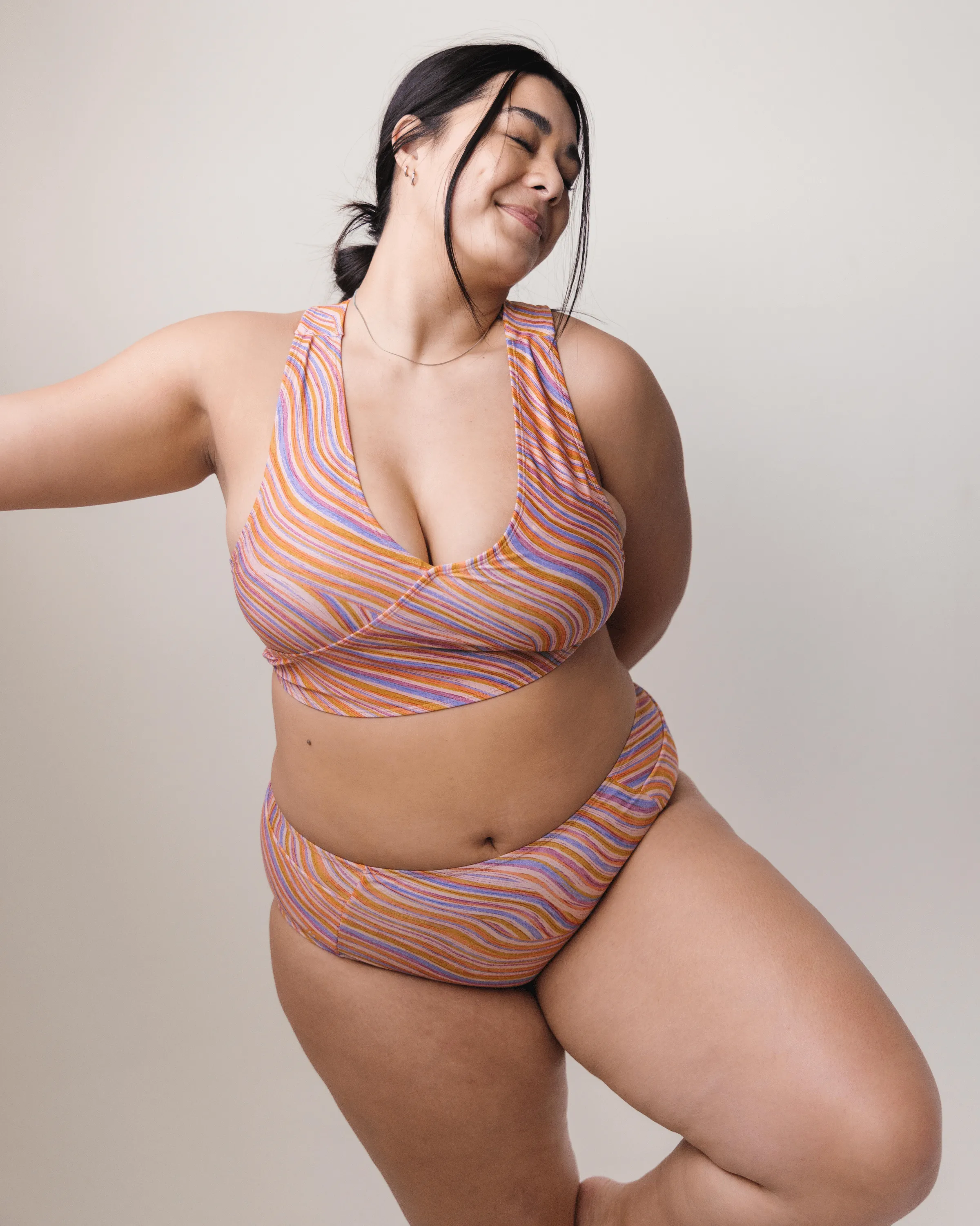 Make Waves Yoga Pocket Bottom