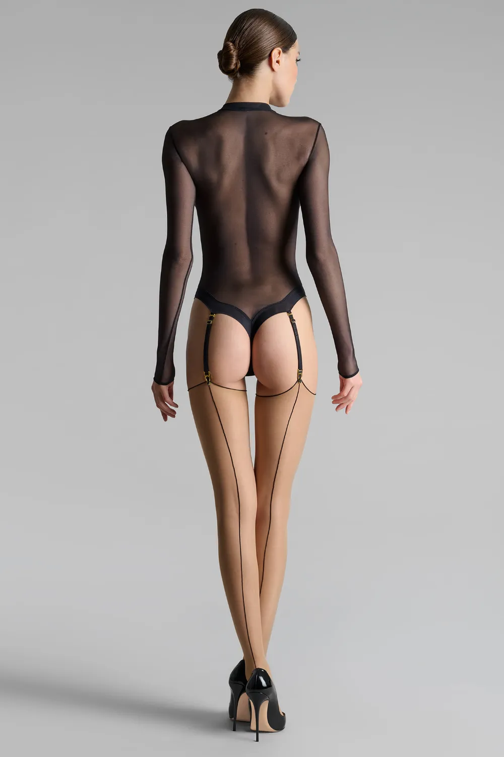 Nude Cut & Curled Black Seam Stockings 20 Denier