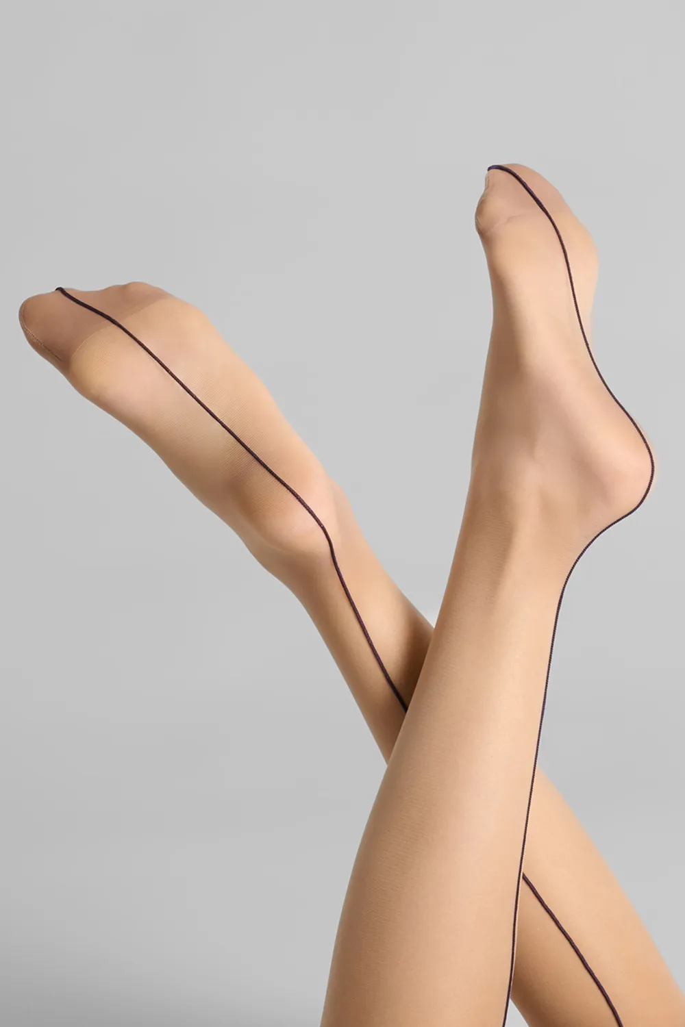 Nude Cut & Curled Purple Seam Stockings 20 Denier