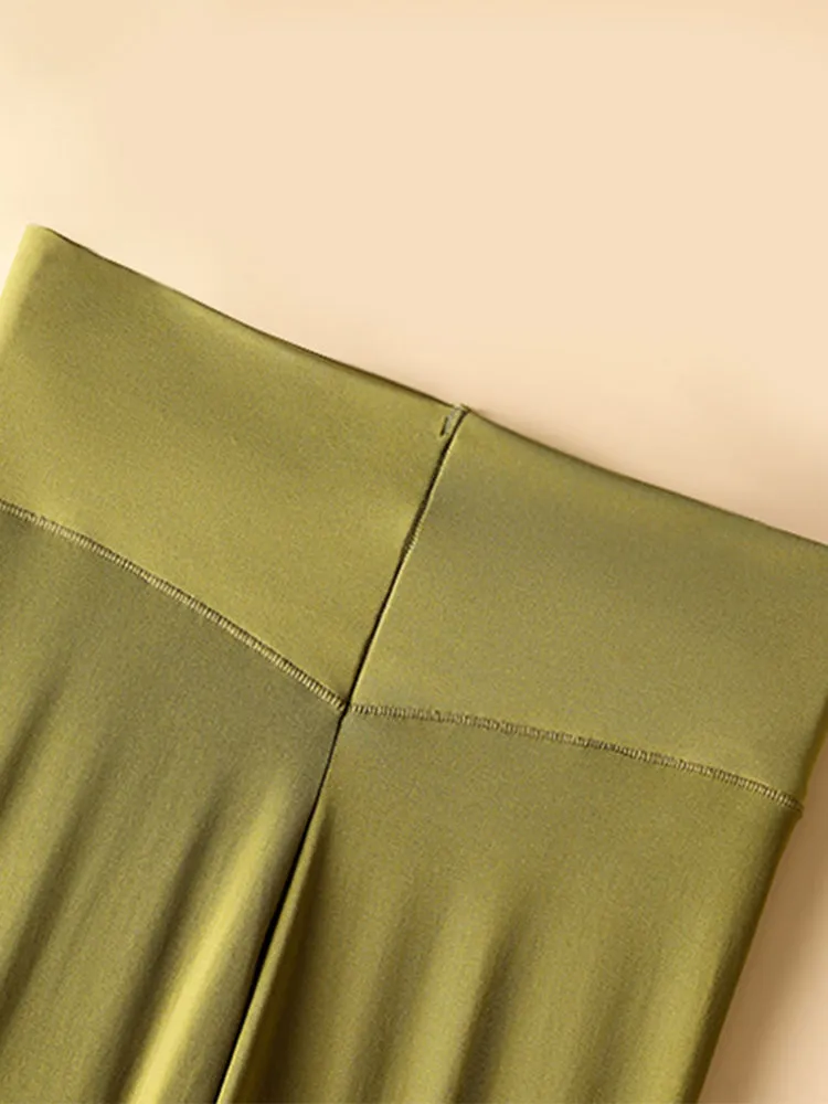 Seamless Black Warmth-Retaining Leggings