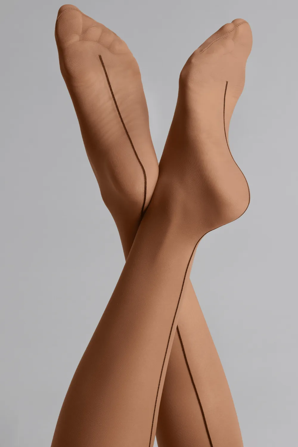 Signature Seamless Back Seamed Tights 20 Denier