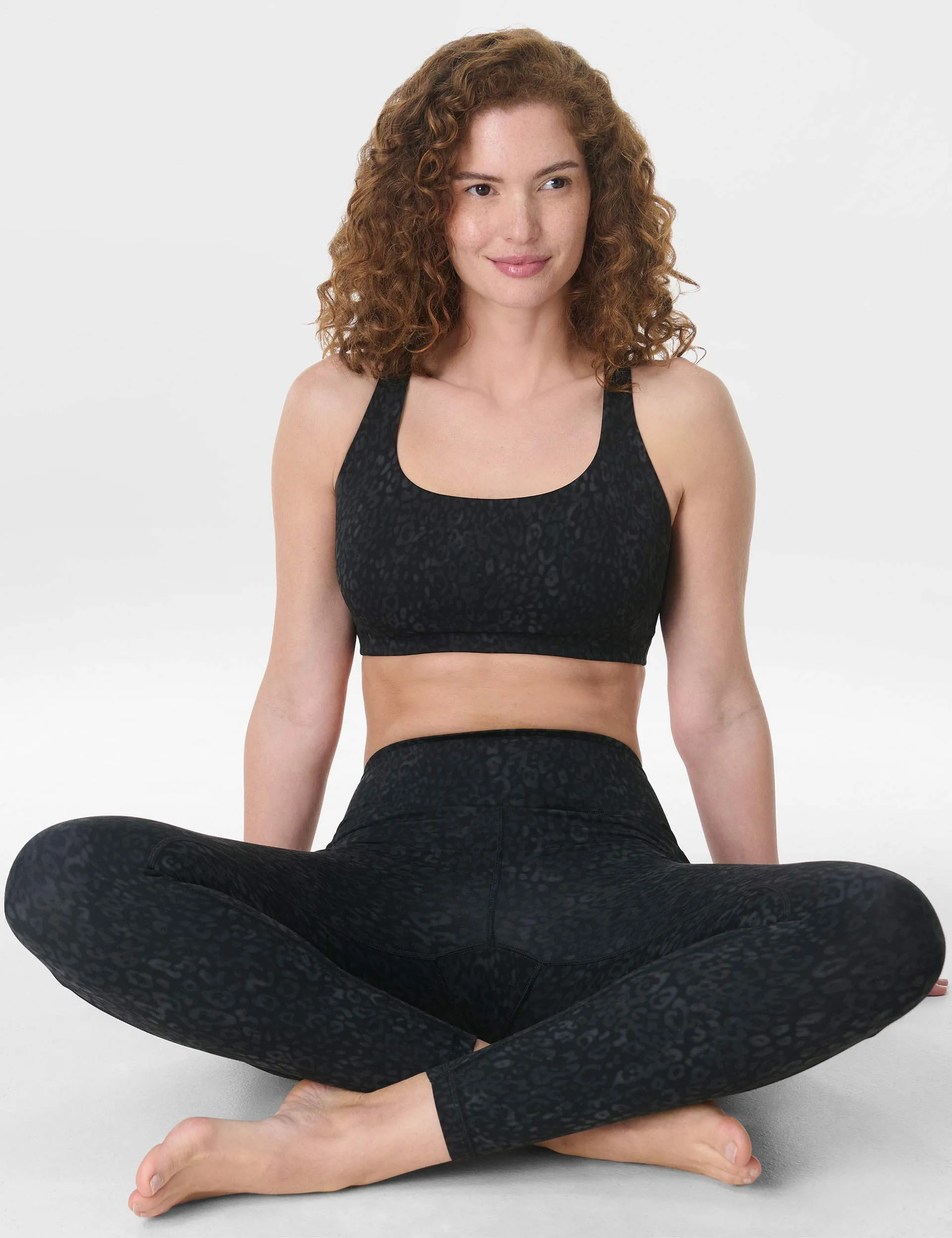 Ultimate Studio 7/8 Leggings - Black Panther Print