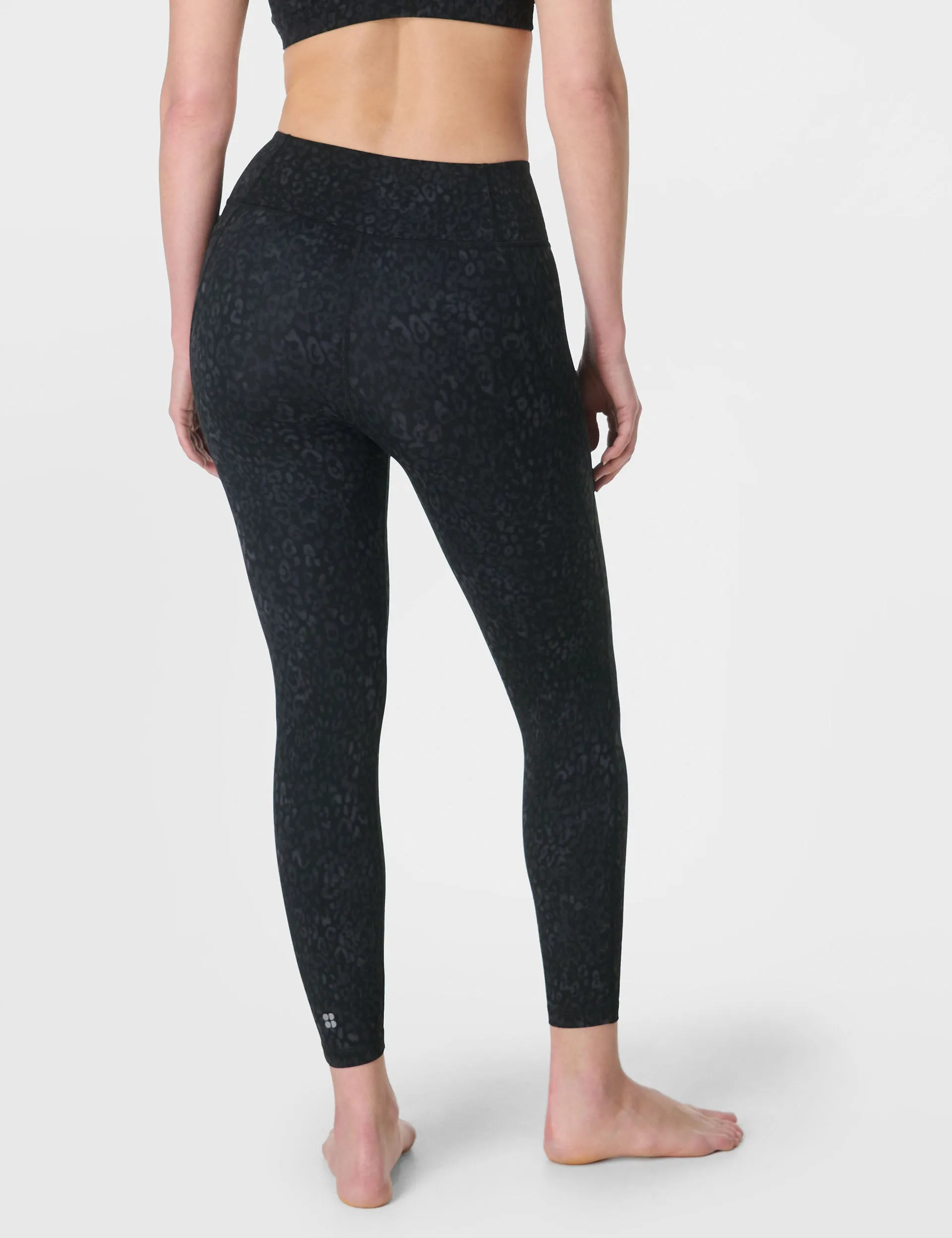 Ultimate Studio 7/8 Leggings - Black Panther Print
