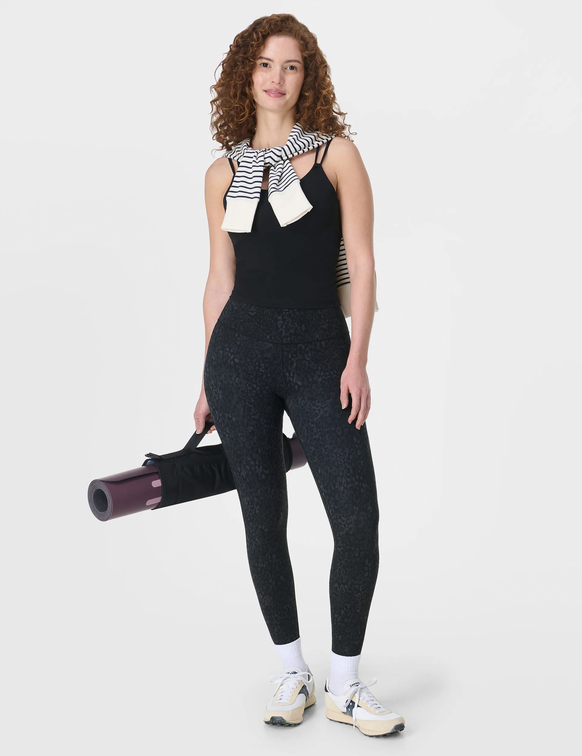 Ultimate Studio 7/8 Leggings - Black Panther Print